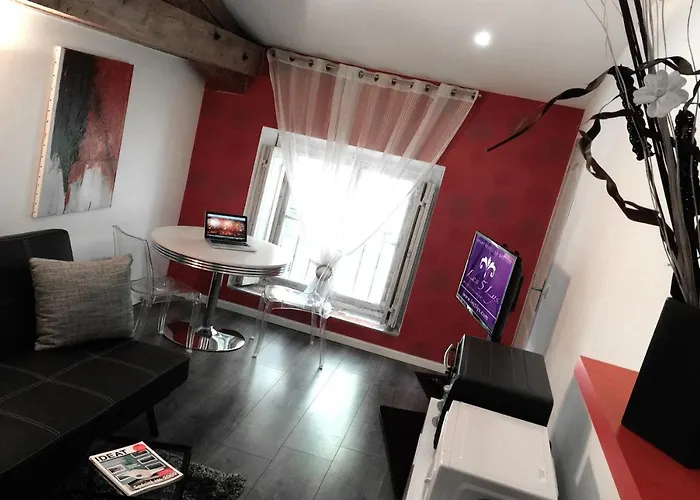 Les 5 Lys - Quartier La Bastide Apartament *